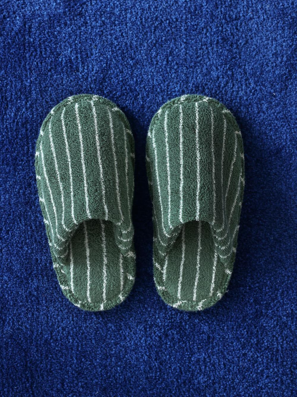 Linear Stripe Slippers
